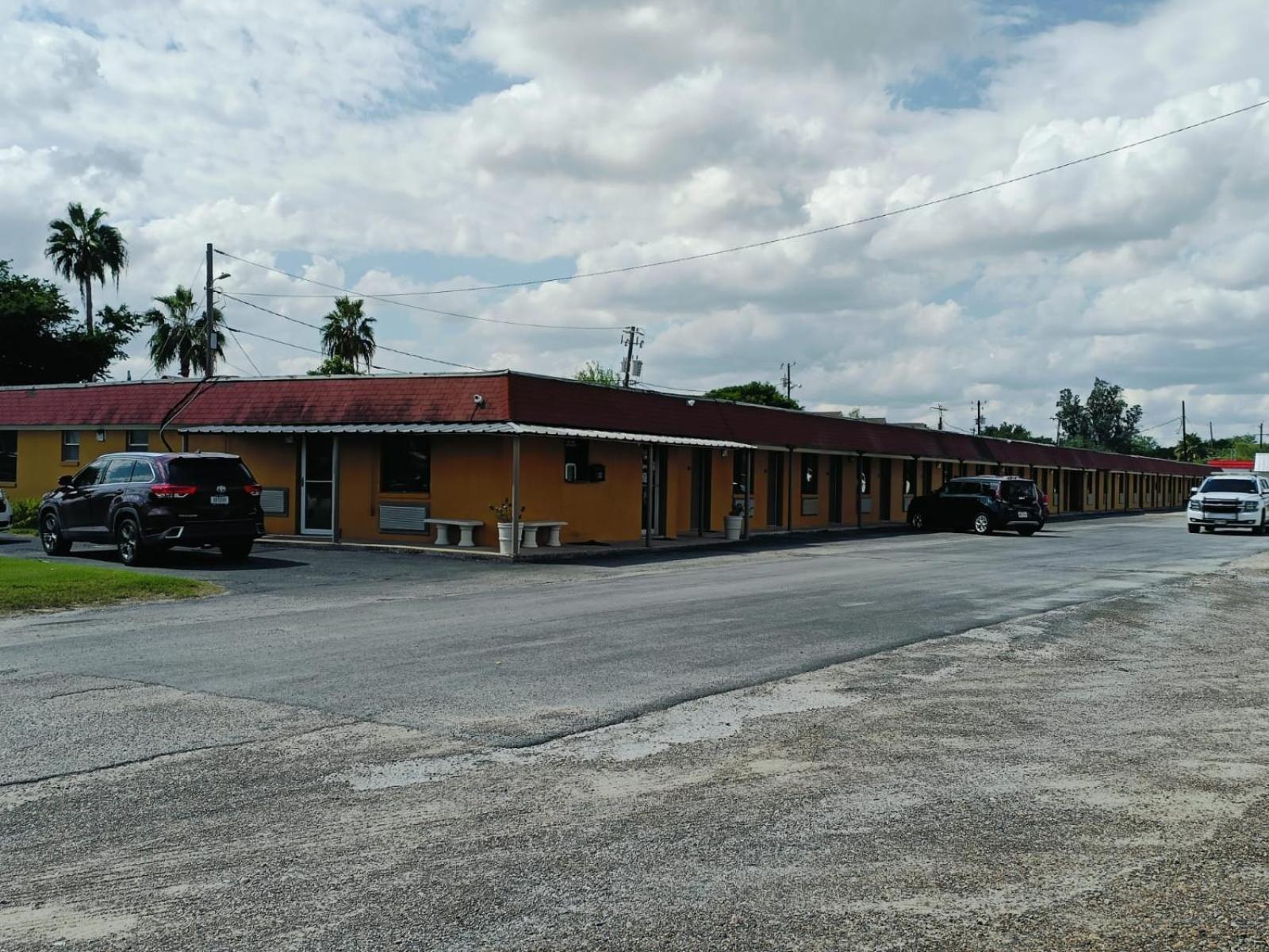Budget Inn By Oyo Edinburg Hwy 281 Exterior photo